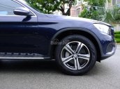 Bán xe Mercedes GLC 250 4Matic đời 2016, bảo hành 12 tháng, lý lịch đầy đủ. SUV gầm cao đa dụng