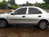 Bán Mazda 323 sản xuất 2002, màu bạc, xe nhập xe gia đình