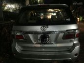 Cần bán xe Toyota Fortuner G đời 2009, màu bạc