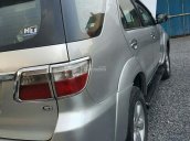 Cần bán xe Toyota Fortuner G đời 2009, màu bạc