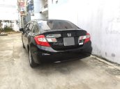 Cần bán xe Honda Civic AT đời 2014, màu đen xe gia đình