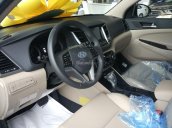 Bán Hyundai Tucson 2.0 AT năm 2018, màu đỏ, giá chỉ 890 triệu