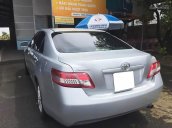 Chính chủ bán Toyota Camry Le đời 2007, màu bạc, nhập khẩu