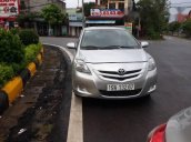 Cần bán lại xe Toyota Vios đời 2009, màu bạc