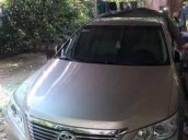 Bán Toyota Camry 2.5G năm 2013, màu bạc xe gia đình, 850tr