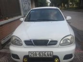 Gia đình bán Daewoo Lanos đời 2001, màu trắng