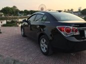 Bán gấp Chevrolet Cruze đời 2010, màu đen