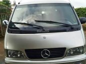 Cần bán xe Mercedes 140D đời 2003, màu bạc xe gia đình