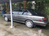 Cần bán Toyota Camry đời 1988, màu xám