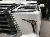 Bán ô tô Lexus LX 570 5.7 AT 2017, màu trắng, xe nhập Trung Đông mới 100%