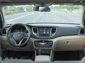 Bán Hyundai Tucson đời 2017, màu đỏ 