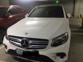 Chính chủ bán Mercedes GLC300 đời 2016, màu trắng, nhập khẩu