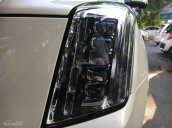 Bán Cadillac Escalade đời 2017 màu trắng, giá chỉ 5 tỷ 800 triệu, nhập khẩu