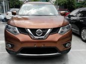 Nissan X-trail màu nâu, xe giao ngay, KM đến 135tr, Full option, hỗ trợ vay 85%