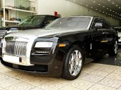 Cần bán lại xe Rolls-Royce Ghost năm 2010, màu đen - xám