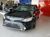 Bán ô tô Toyota Camry đời 2017 mới