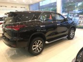 Toyota Fortuner 4x4V màu đen - Nhập khẩu nguyên chiếc, bảo hành 3 năm - Đại lý Toyota Mỹ Đình