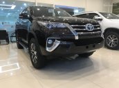 Toyota Fortuner 4x4V màu đen - Nhập khẩu nguyên chiếc, bảo hành 3 năm - Đại lý Toyota Mỹ Đình