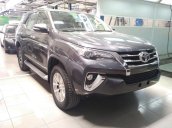 Toyota Fortuner màu xám - Bản máy xăng, 2 cầu, xe giao ngay - Đại lý Toyota Mỹ Đình/ hotline: 0973.306.136