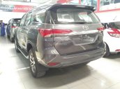 Toyota Fortuner màu xám - Bản máy xăng, 2 cầu, xe giao ngay - Đại lý Toyota Mỹ Đình/ hotline: 0973.306.136