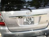 Cần bán xe Toyota Innova E sản xuất 2013, màu bạc như mới