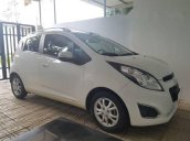 Bán Chevrolet Spark AT đời 2015, màu trắng số tự động giá cạnh tranh