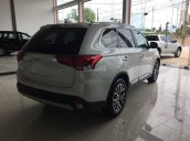 Bán Mitsubishi Outlander 2.0CVT, đủ màu, hỗ trợ trả góp, giao ngay, giá 807tr. LH 0911.373.343