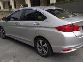 Bán xe Honda City 1.5AT đời 2016, màu bạc xe gia đình