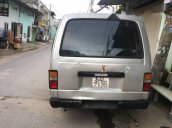 Cần bán lại xe Nissan Urvan năm 1994, màu bạc