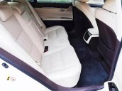 Cần bán xe Lexus ES 350 đời 2016, màu trắng, xe nhập