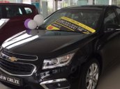 Bán Chevrolet Cruze 1.8 LTZ AT đời 2017, màu đen, 699 triệu