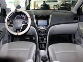 Cần bán xe Hyundai Accent 1.4AT sản xuất 2015, màu trắng số tự động