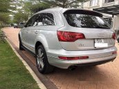 Bán gấp Audi Q7 3.0L V6 Suppercharged TFSI Quattro 2012, màu bạc, nhập khẩu  