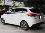 Xe Kia Rondo 2.0AT sản xuất 2016, màu trắng