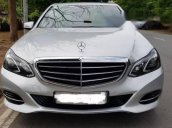 Bán Mercedes E200 sản xuất 2014, màu bạc