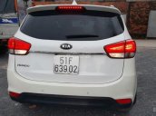 Cần bán xe Kia Rondo sản xuất 2016, màu trắng, giá tốt