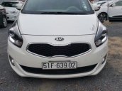 Cần bán xe Kia Rondo sản xuất 2016, màu trắng, giá tốt