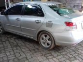 Cần bán lại xe Toyota Vios đời 2008, màu bạc