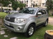 Bán ô tô Toyota Fortuner V đời 2009, màu bạc như mới giá cạnh tranh