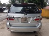 Bán ô tô Toyota Fortuner MT đời 2011, màu bạc số sàn, giá chỉ 625 triệu