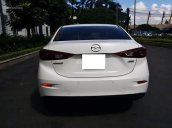 Cần bán Mazda 3 1.5L đời 2016, màu trắng