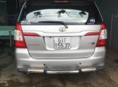 Bán Toyota Innova đời 2015, màu bạc