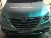 Bán Toyota Innova đời 2015, màu bạc