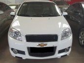 Bán xe Chevrolet Aveo LT đời 2015, màu trắng