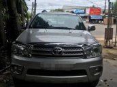 Cần bán lại xe Toyota Fortuner MT 2009, giá chỉ 560 triệu