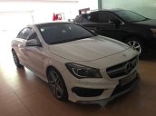 Cần bán xe Mercedes CLA 45AMG đời 2015, màu trắng