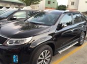 Cần bán Kia Sorento đời 2016, màu đen số tự động