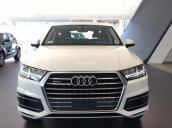 Bán Audi Q7 model 2017, màu trắng, xe nhập nguyên chiếc tại Đà Nẵng