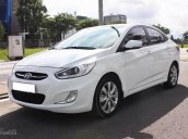 Cần bán xe Hyundai Accent 1.4 AT đời 2016, màu trắng, nhập khẩu Hàn Quốc số tự động, 542tr