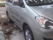 Cần bán Toyota Innova sản xuất 2006, màu bạc, giá tốt